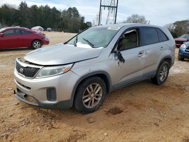 Photo 1 from auction – 2015 KIA SORENTO LX with VIN 5XYKT3A61FG654450