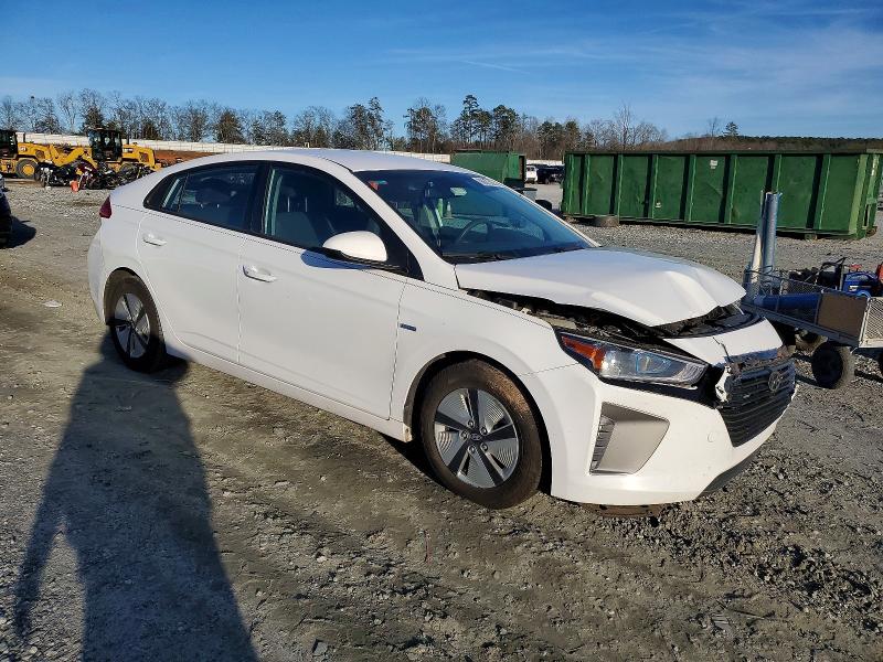Photo 4 from auction – 2017 HYUNDAI IONIQ with VIN KMHC65LC4HU042153