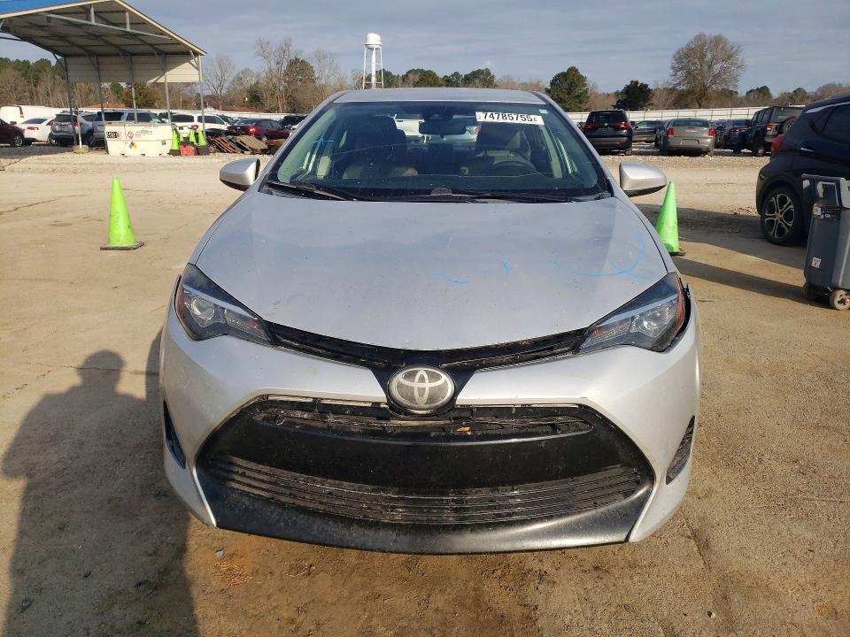 Foto 5 de la subasta – 2018 TOYOTA COROLLA L con VIN 5YFBURHE0JP745520