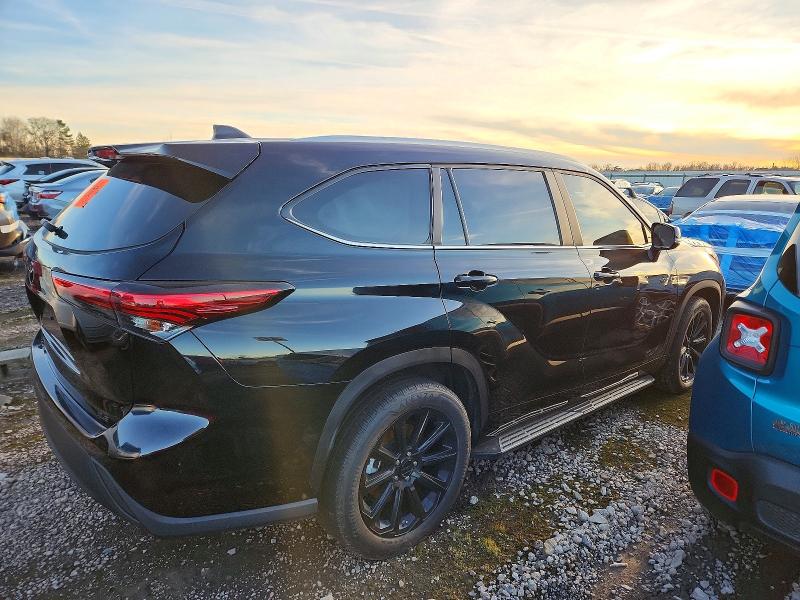 Photo 3 from auction – 2023 TOYOTA HIGHLANDER with VIN 5TDKDRAH5PS014540