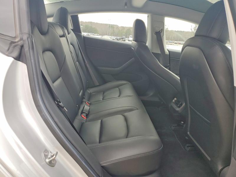 Photo 10 from auction – 2018 TESLA MODEL 3 with VIN 5YJ3E1EA9JF024404