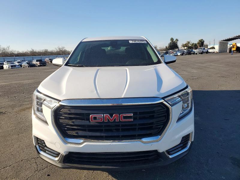 Photo 5 from auction – 2024 GMC TERRAIN with VIN 3GKALMEGXRL325896