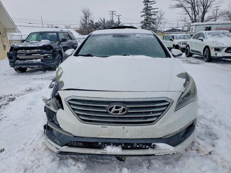 Photo 5 from auction – 2015 HYUNDAI SONATA SPO with VIN 5NPE34AF9FH109060