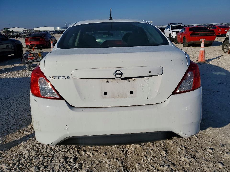 صورة رقم 6 من المزاد - 2015 NISSAN VERSA مع VIN 3N1CN7AP0FL940915