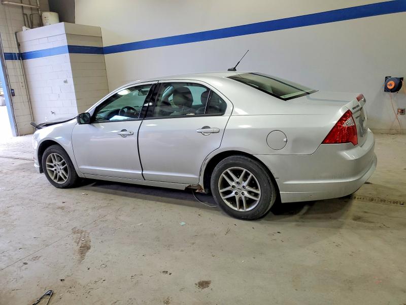 Photo 2 from auction – 2012 FORD FUSION S with VIN 3FAHP0GA6CR309205