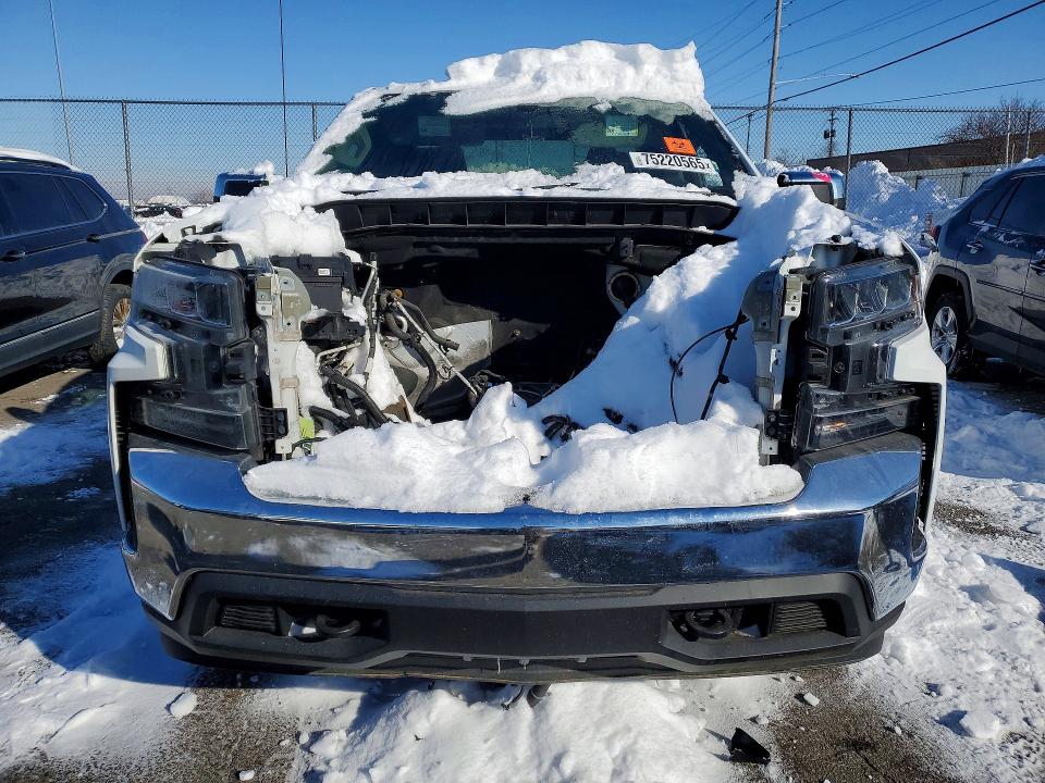 Photo 5 from auction – 2019 CHEVROLET SILVERADO with VIN 1GCRYDEK8KZ195460