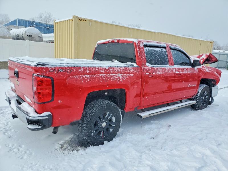 Photo 3 from auction – 2018 CHEVROLET SILVERADO with VIN 3GCUKREC7JG596336