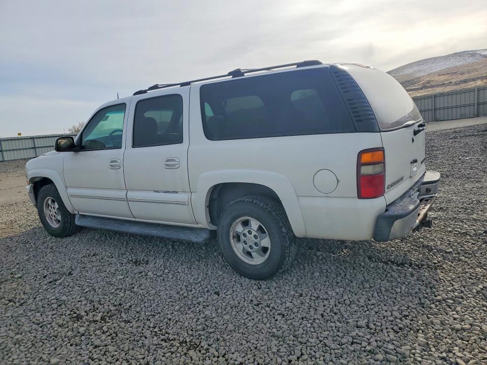 Photo 2 from auction – 2003 CHEVROLET SUBURBAN with VIN 3GNFK16T53G217577