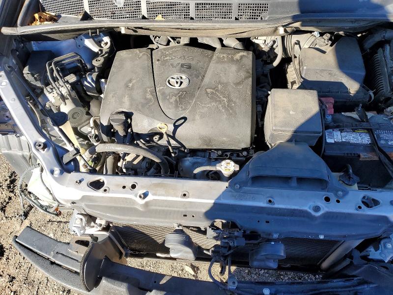 Photo 12 from auction – 2017 TOYOTA SIENNA with VIN 5TDKZ3DCXHS781123