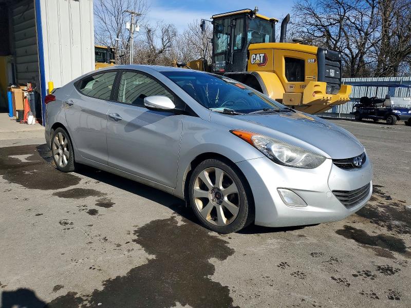Photo 4 from auction – 2012 HYUNDAI ELANTRA GL with VIN 5NPDH4AE3CH110768