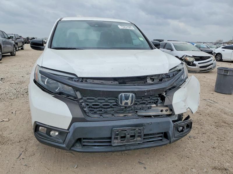 Photo 5 from auction – 2021 HONDA PASSPORT S with VIN 5FNYF7H25MB005458