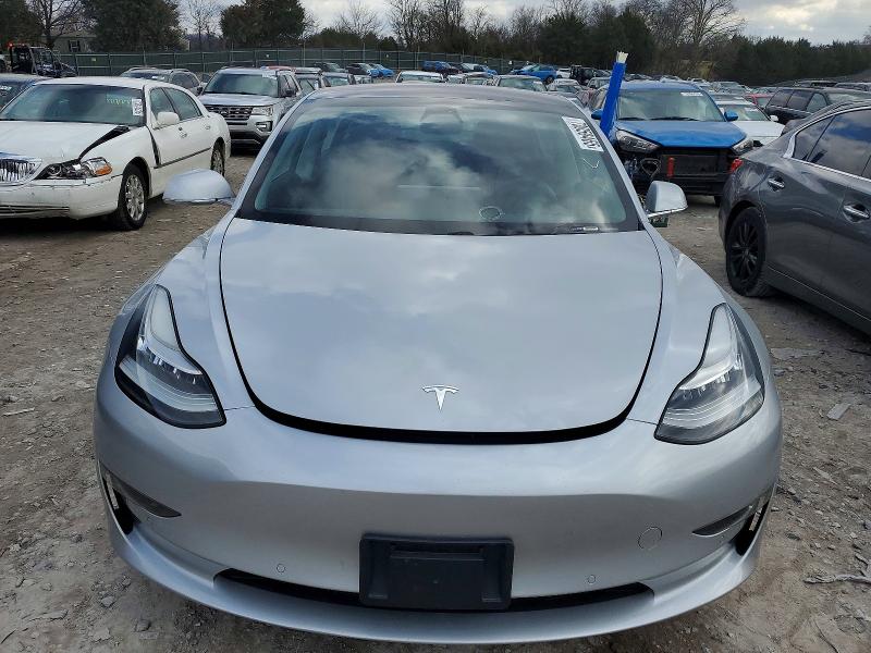 Photo 5 from auction – 2018 TESLA MODEL 3 with VIN 5YJ3E1EB1JF093371