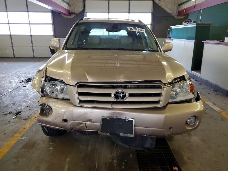 Photo 5 from auction – 2005 TOYOTA HIGHLANDER with VIN JTEEP21A850084446