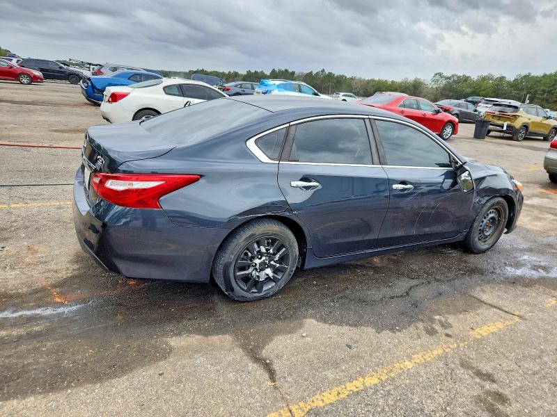 Photo 3 from auction – 2016 NISSAN ALTIMA with VIN 1N4AL3AP2GN313658