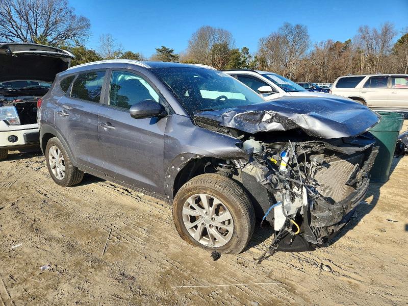 Photo 4 from auction – 2019 HYUNDAI TUCSON LIM with VIN KM8J3CA41KU080219