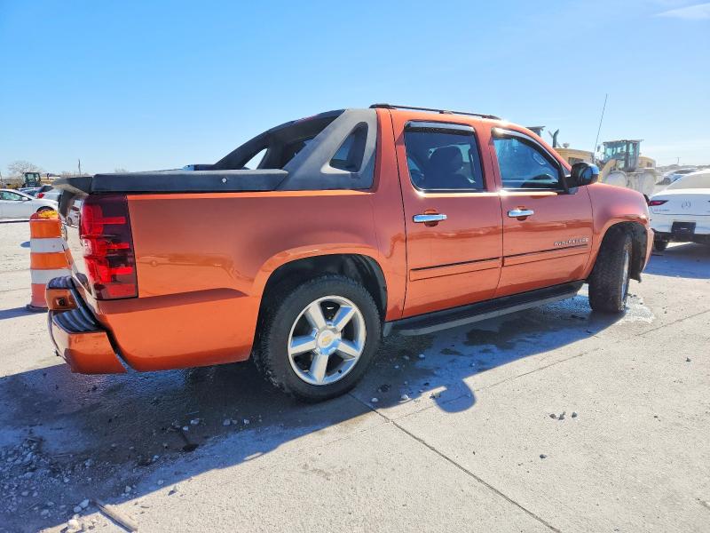 Photo 3 from auction – 2007 CHEVROLET AVALANCHE with VIN 3GNFK12377G123180