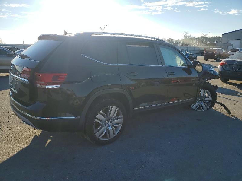 Photo 3 from auction – 2020 VOLKSWAGEN ATLAS with VIN 1V2EP2CA3LC500737