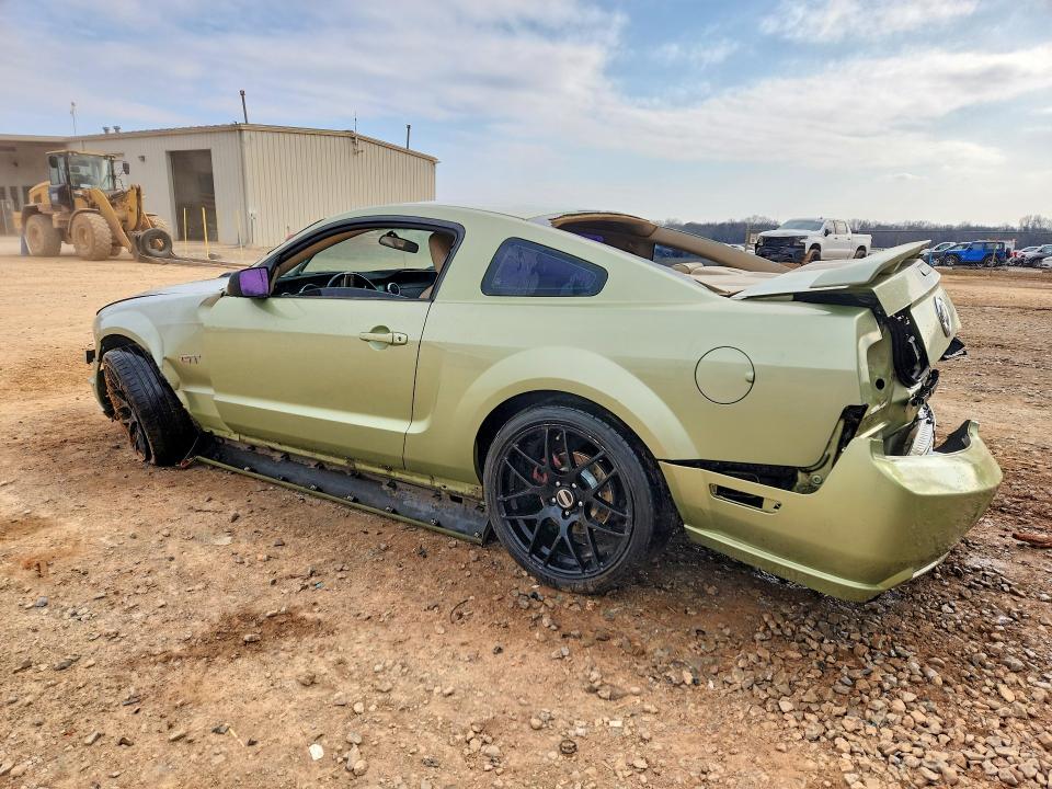 Photo 2 from auction – 2005 FORD MUSTANG with VIN 1ZVFT82H155153223