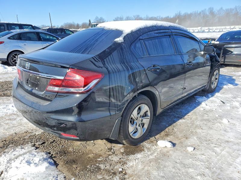 Photo 3 from auction – 2015 HONDA CIVIC with VIN 19XFB2F58FE299241