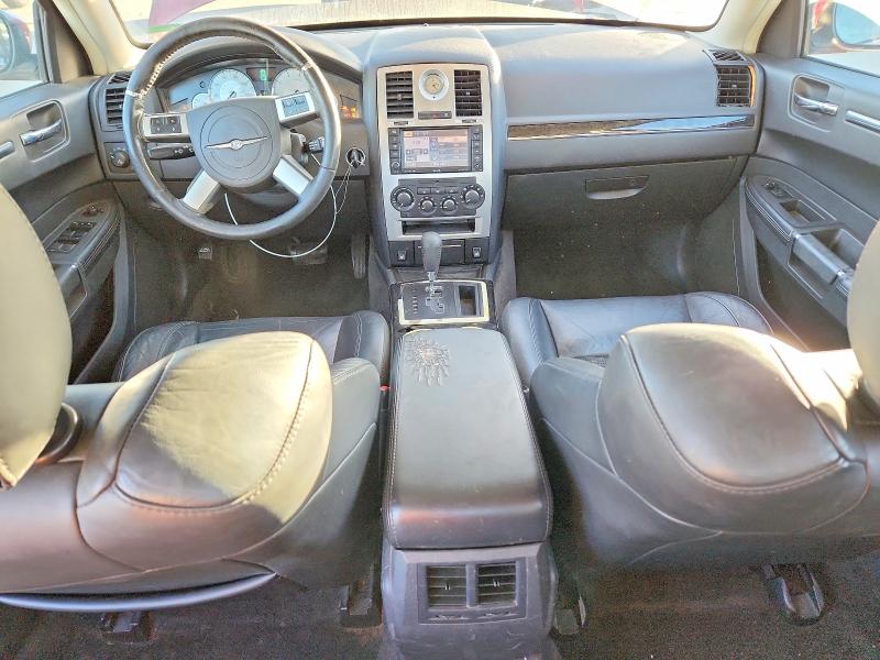 Photo 8 from auction – 2010 CHRYSLER 300 S with VIN 2C3CA2CV6AH262197