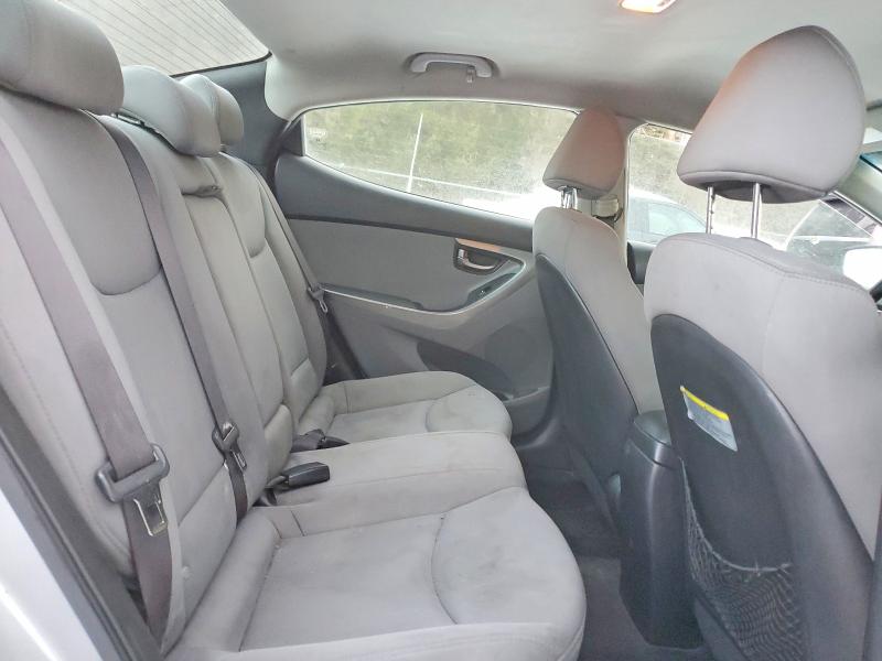Photo 10 from auction – 2013 HYUNDAI ELANTRA with VIN KMHDH4AE5DU595188