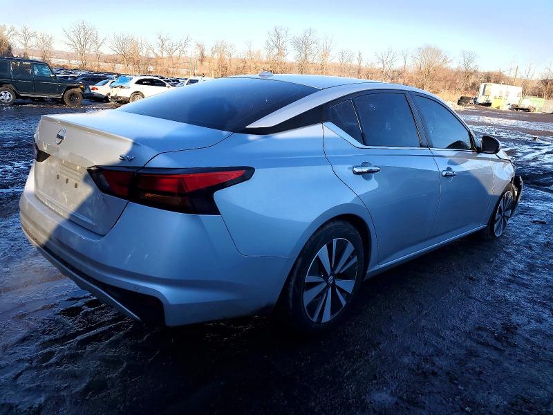Photo 3 from auction – 2021 NISS ALTIMA with VIN 1N4BL4DV5MN389620