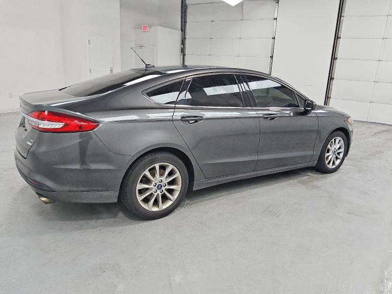 Photo 3 from auction – 2017 FORD FUSION SE with VIN 3FA6P0HD5HR256407