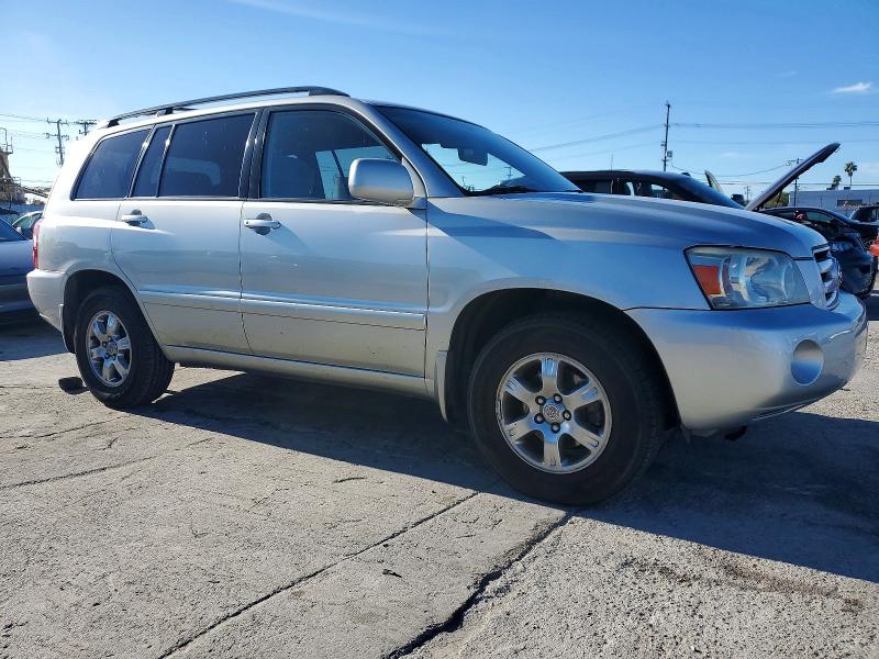 Photo 4 from auction – 2004 TOYOTA HIGHLANDER with VIN JTEDP21A840025469