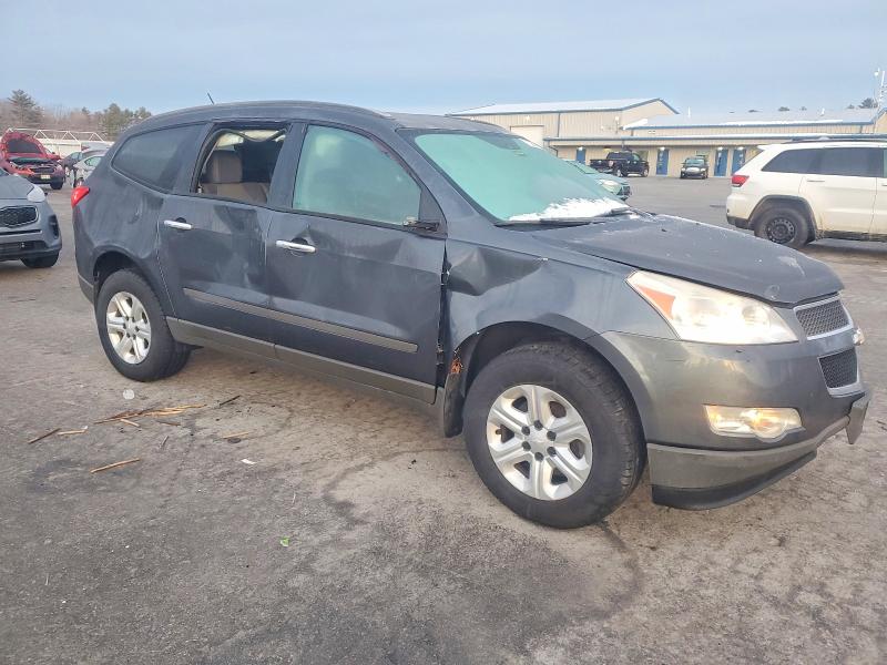 Photo 4 from auction – 2012 CHEVROLET TRAVERSE L with VIN 1GNKVEED1CJ265972
