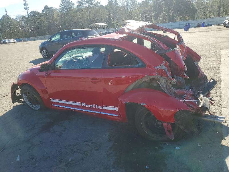 Photo 2 from auction – 2014 VOLKSWAGEN BEETLE with VIN 3VWJP7AT0EM632029