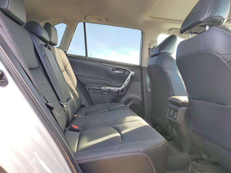Photo 11 from auction – 2023 TOYOTA RAV4 XLE P with VIN 2T3C1RFV4PW293232