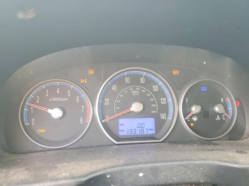 Photo 9 from auction – 2009 HYUNDAI SANTA FE G with VIN 5NMSG73D39H295149