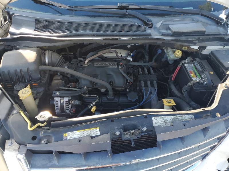 Photo 11 from auction – 2010 CHRYSLER TOWN & COU with VIN 2A4RR5D1XAR337953