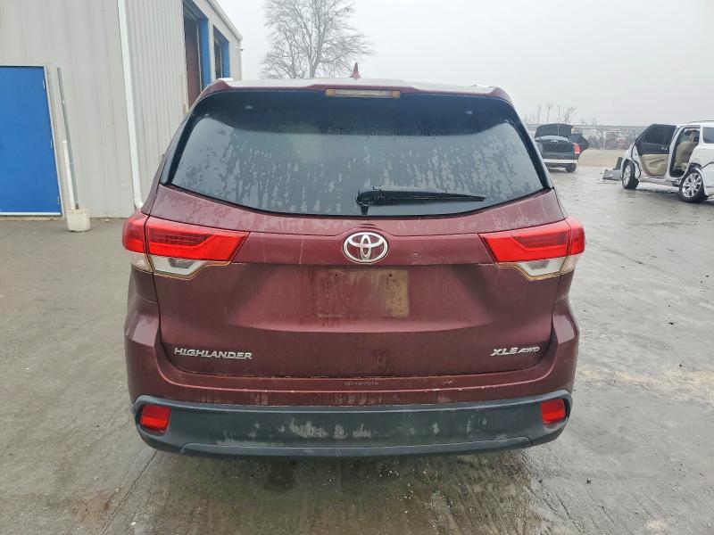 Photo 6 from auction – 2019 TOYOTA HIGHLANDER with VIN 5TDJZRFH1KS997229