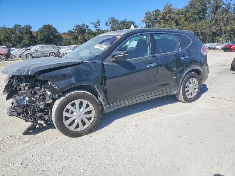 NISSAN ROGUE S 2015 with VIN KNMAT2MT3FP515666 - Photo from auction
