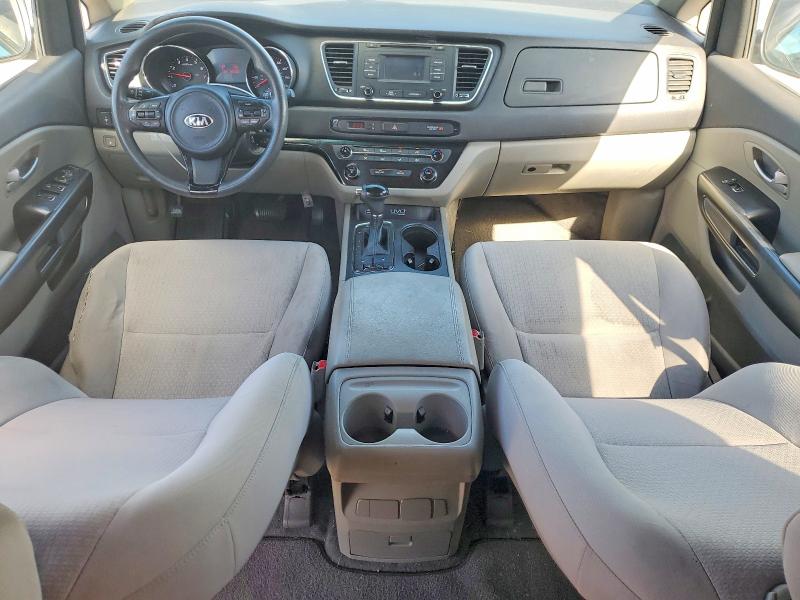 Photo 8 from auction – 2016 KIA SEDONA with VIN KNDMB5C14G6204739