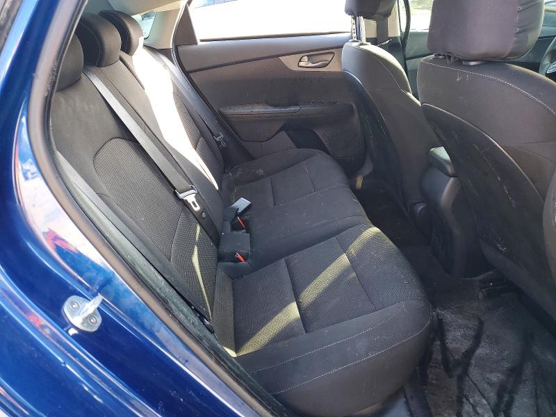 Photo 10 from auction – 2021 KIA FORTE with VIN 3KPF24AD1ME266525