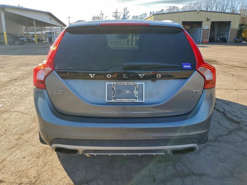 Photo 6 from auction – 2018 VOLVO V60 CROSS with VIN YV440MWK9J2049427