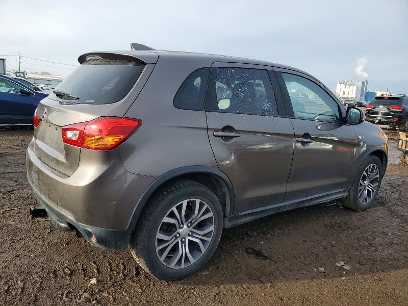 Photo 3 from auction – 2017 MITSUBISHI OUTLANDER with VIN JA4AR3AW5HZ065913