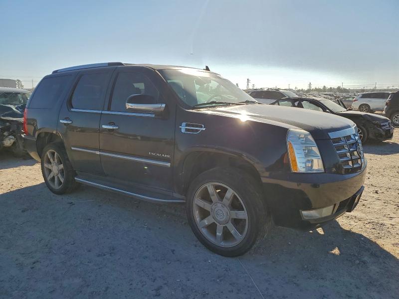 Photo 4 from auction – 2010 CADILLAC ESCALADE L with VIN 1GYUCBEF4AR289957