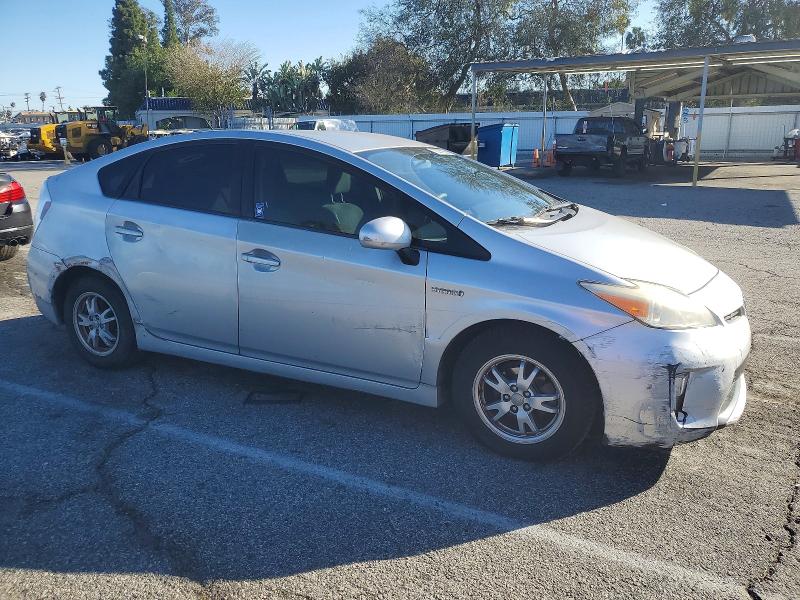 Photo 4 from auction – 2012 TOYOTA PRIUS with VIN JTDKN3DU6C5446444