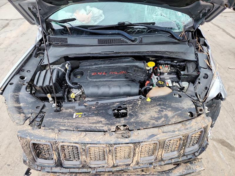 Photo 12 from auction – 2017 JEEP COMPASS TR with VIN 3C4NJDDB5HT624073