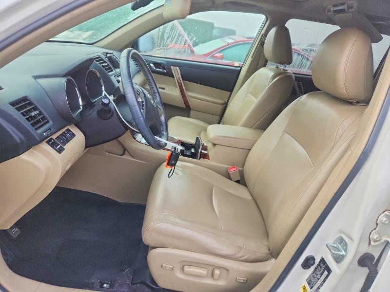 Photo 7 from auction – 2013 TOYOTA HIGHLANDER with VIN 5TDYK3EH1DS136668
