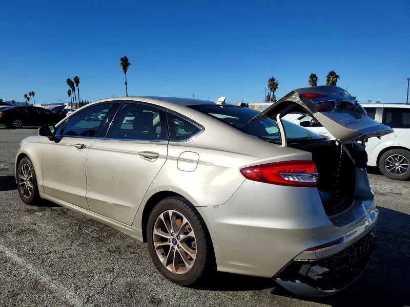 Photo 2 from auction – 2019 FORD FUSION SE with VIN 3FA6P0HD9KR114617