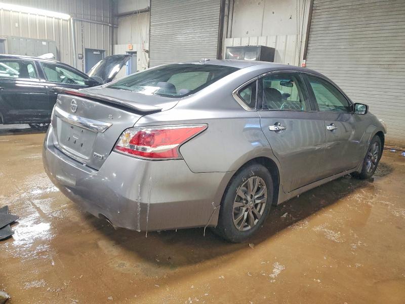 Photo 3 from auction – 2015 NISSAN ALTIMA 2.5 with VIN 1N4AL3AP0FC496813
