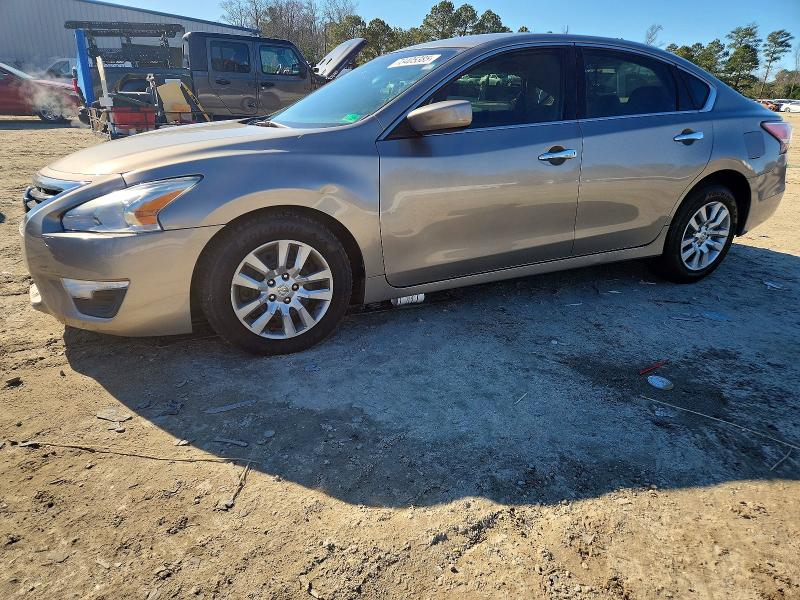 NISSAN ALTIMA 2.5 2014 with VIN 1N4AL3AP9EC169776 - Photo from auction