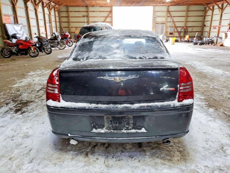 Photo 6 from auction – 2006 CHRYSLER 300C SRT-8 with VIN 2C3LA73W36H469501