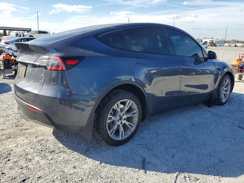 Photo 3 from auction – 2024 TESLA MODEL Y with VIN 7SAYGDEE5RA217424