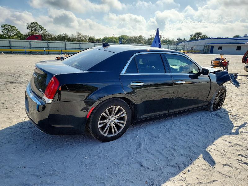 Photo 3 from auction – 2016 CHRYSLER 300C with VIN 2C3CCAEGXGH190190