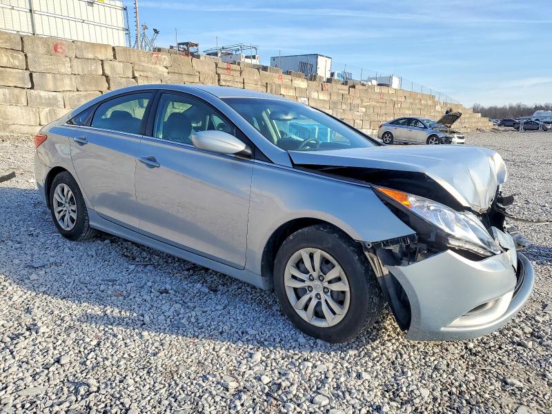 Photo 4 from auction – 2012 HYUNDAI SONATA GLS with VIN 5NPEB4AC5CH344222